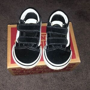 Vans old skool shoes